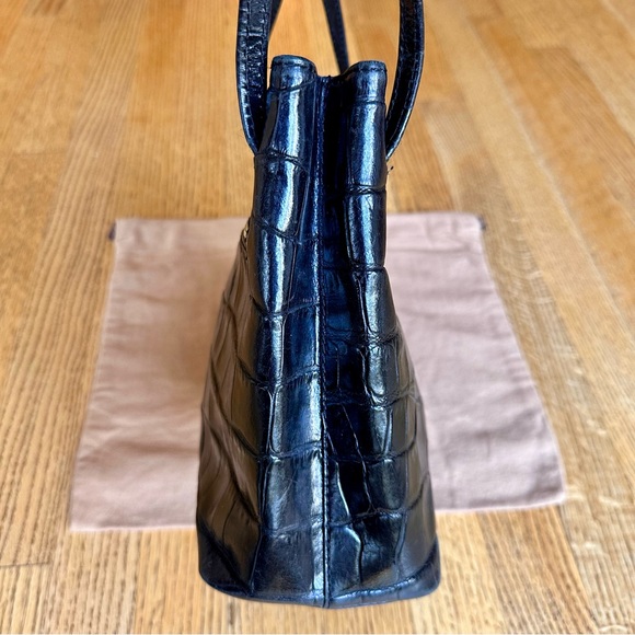 Monsac Black Crocodile-Embossed Genuine Leather Handbag with Shoulder Handles - Picture 11 of 15